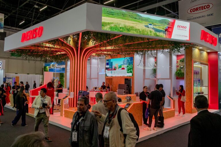 BTOS Montadora: Soluções Inovadoras e Personalizadas para Stands de Eventos