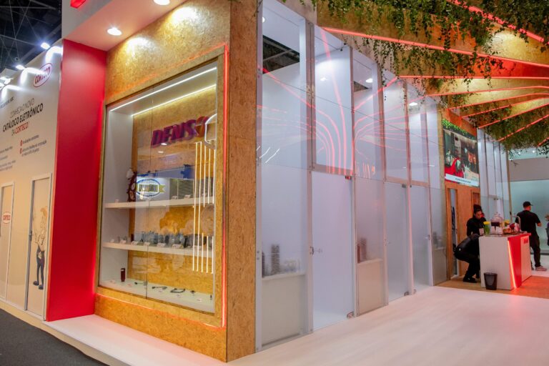 BTOS Montadora: Soluções Inovadoras e Personalizadas para Stands de Eventos