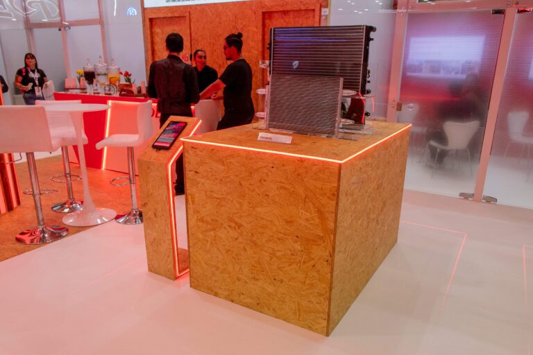 BTOS Montadora: Soluções Inovadoras e Personalizadas para Stands de Eventos