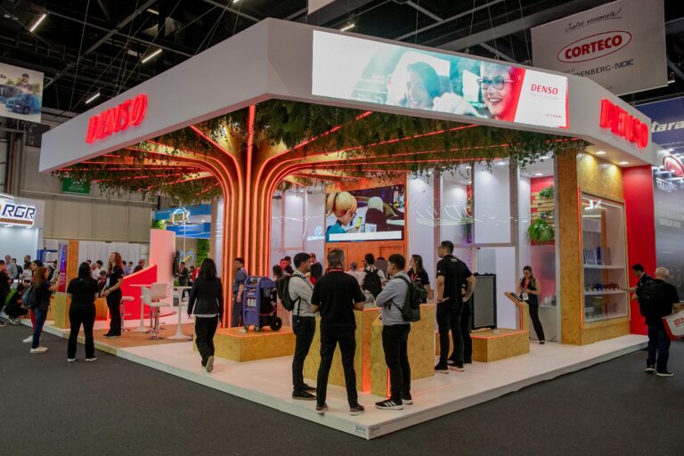 BTOS Montadora: Soluções Inovadoras e Personalizadas para Stands de Eventos