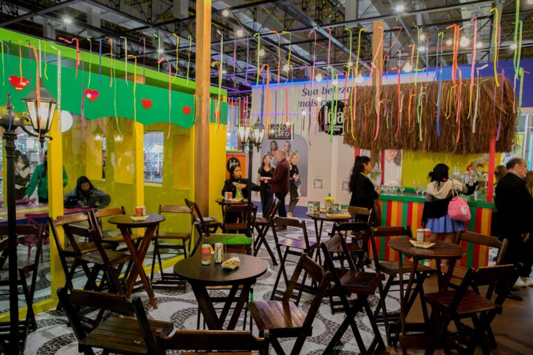 BTOS Montadora: Soluções Inovadoras e Personalizadas para Stands de Eventos