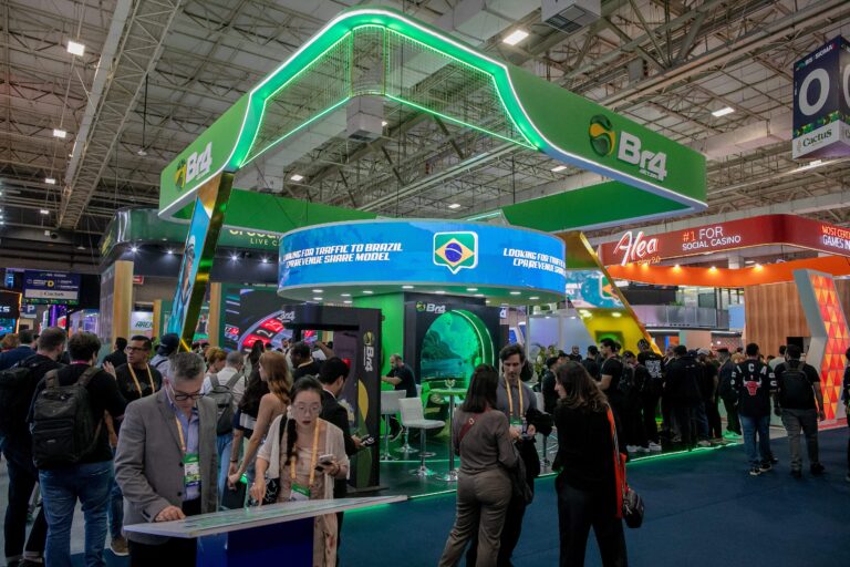 BTOS Montadora: Soluções Inovadoras e Personalizadas para Stands de Eventos